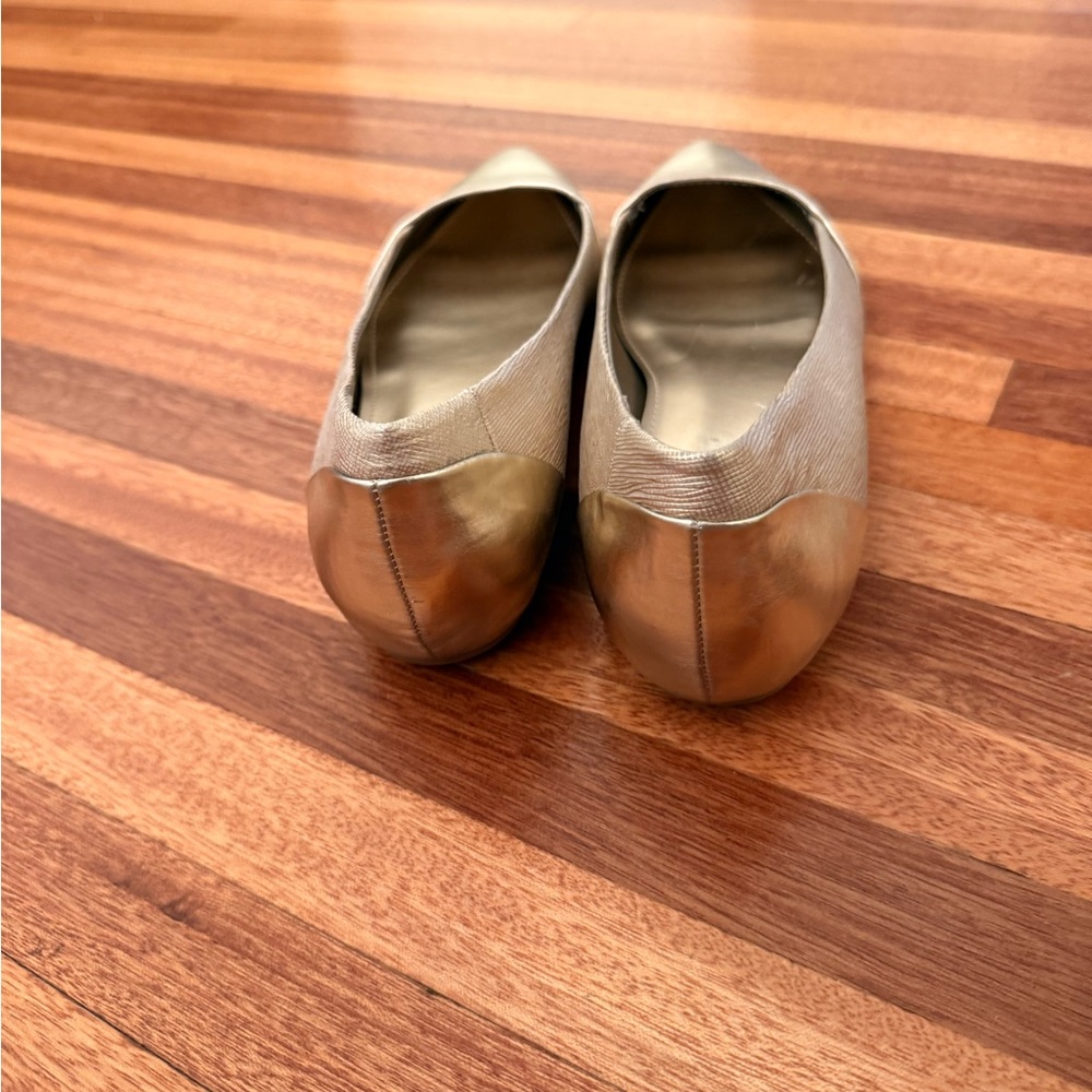 Alfani Gold Flats - Picture 4 of 6